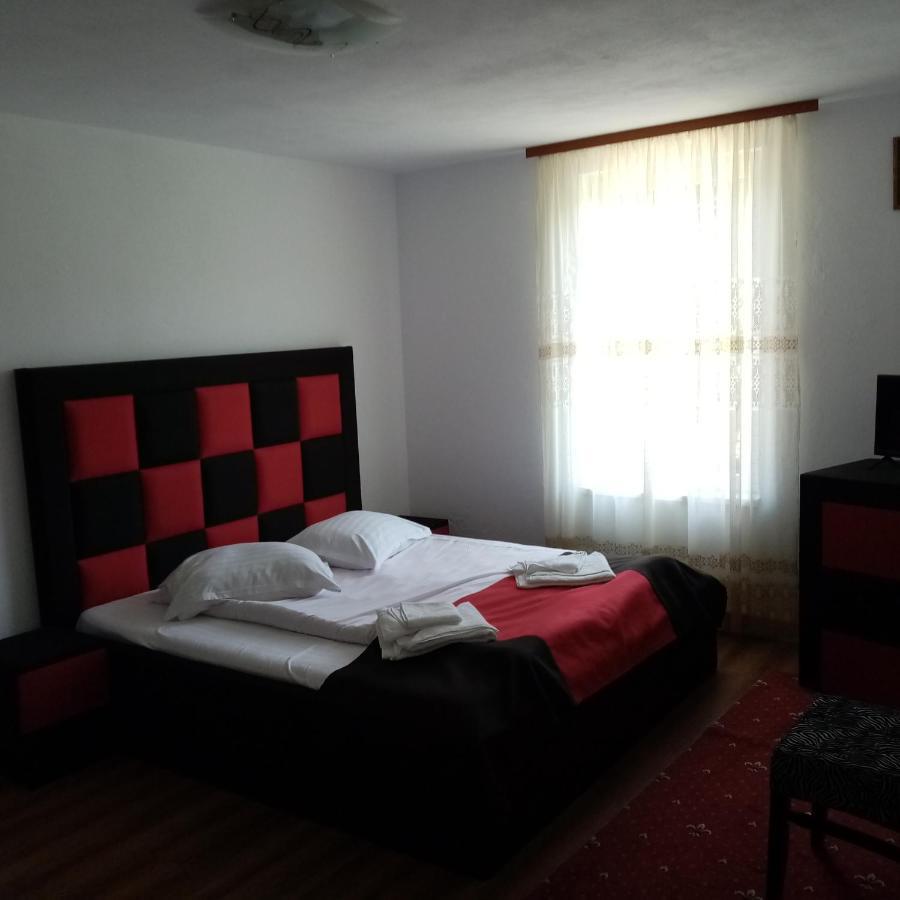 Casa Cornelia Hotel Bran  Buitenkant foto