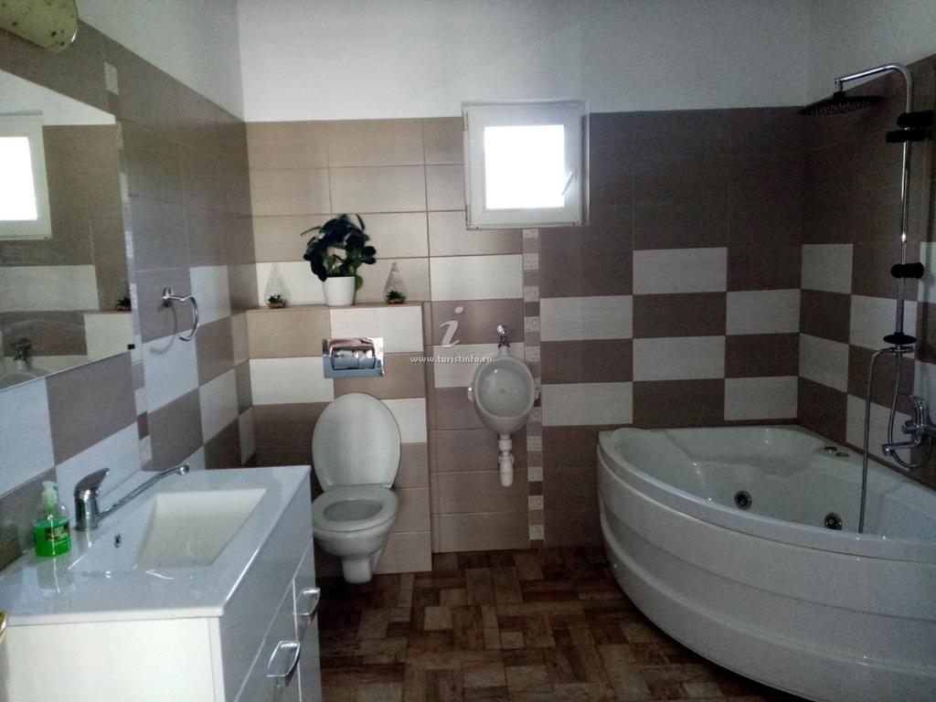Casa Cornelia Hotel Bran  Buitenkant foto